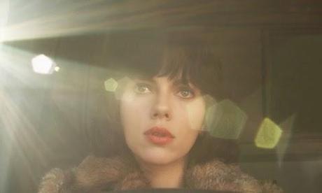 UNDER THE SKIN – ATTENTI ALLE FIGHE SPAZIALI UNDER THE SKIN – ATTENTI ALLE FIGHE SPAZIALI