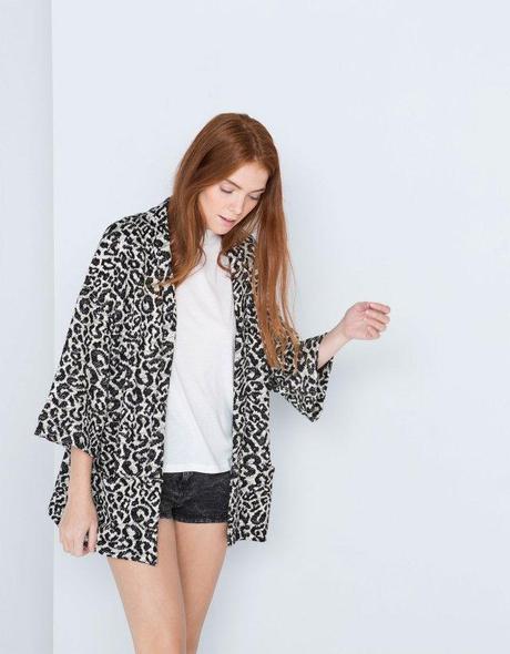 http://www.bershka.com/it/it/new/new/woman/kimono-bershka-con-stampa-c1133010p4776515c712.html