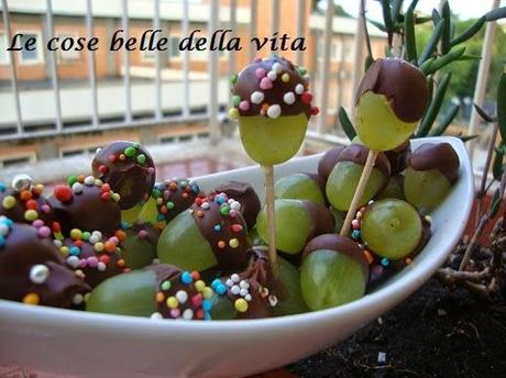 Uva ricoperta di cioccolato