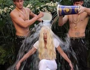 I risultati dell’Ice Bucket Challenge: tra piogge di acqua gelida, di critiche e di denaro