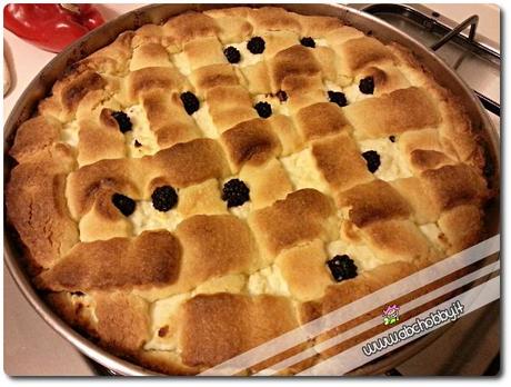 Crostata di ricotta e more