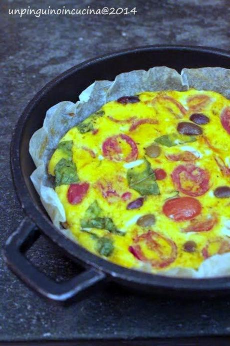 Frittata con pomodorini caramellati, olive taggiasche e basilico