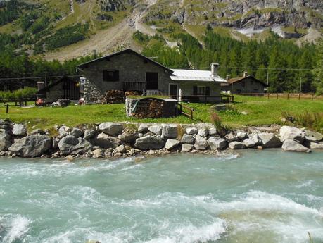 Walking in the amazing nature of Val Ferrè, Valle D'Aosta