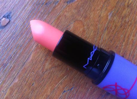 Mac: RIOT HOUSE lipstick (Kelly Osbourne l.e.)