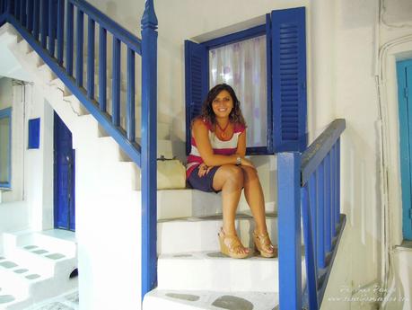 Conbipel navy travel outfit in Mykonos