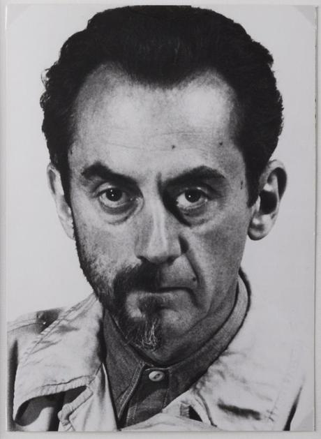 Man Ray Autoritratto 1943