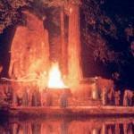 Bohemian Grove 2014: politici, militari e gente che conta brindano alla devastazione del mondo (NOMI e FOTO) cremation of care
