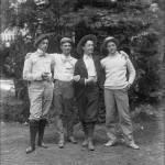 Bohemian Grove 2014: politici, militari e gente che conta brindano alla devastazione del mondo (NOMI e FOTO) BohemianGrove86