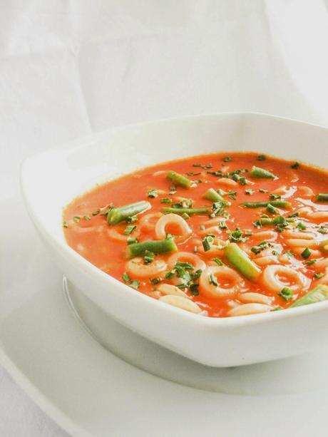 Anellini in zuppa campagnola e il potere del comfort food