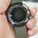 Galleria fotografica di Moto X 2014, Moto G 2014 e Moto 360 moto-360-back
