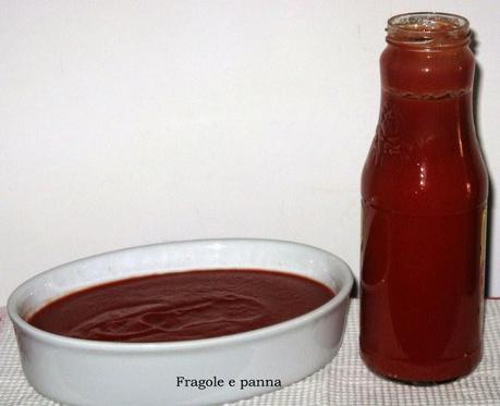 La salsa di pomodoro fatta in casa, antica tradizione