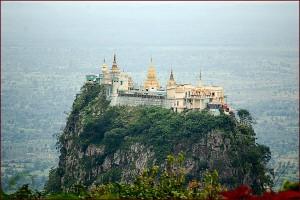 Monte Popa. Fonte foto: wikimedia commons