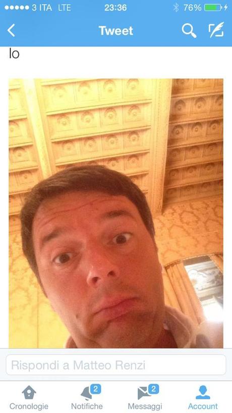 matteo renzi si fa un selfie e lo rimuove da twitter subito dopo