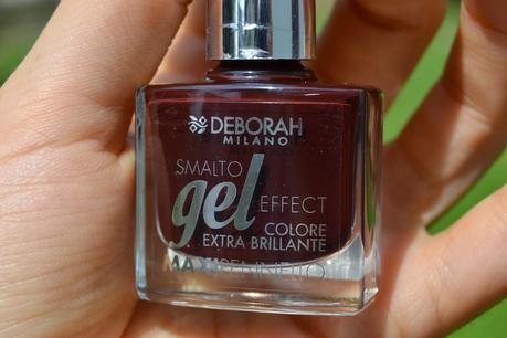 Swatches smalto Gel Effect Deborah Milano 06 + Plumping effect Top Coat 00