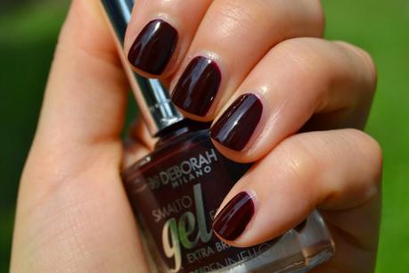 Swatches smalto Gel Effect Deborah Milano 06 + Plumping effect Top Coat 00