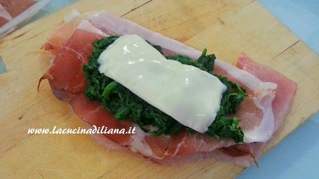 Involtini di tacchino con speck e spinaci