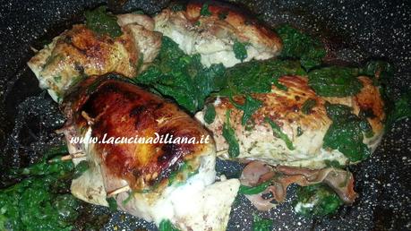 Involtini di tacchino con speck e spinaci