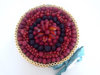 Torta-cioccolato-e-frutta-compleanno2