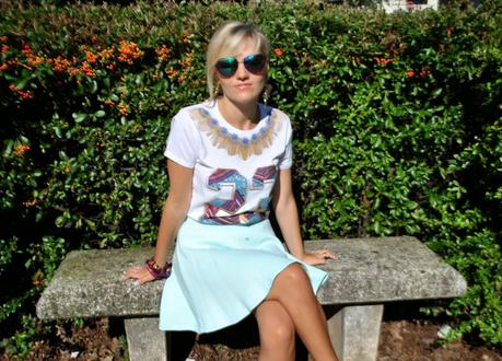 outfit gonna a ruota e t-shirt outfit gonnaa ruota verde acqua outfit gonnaa ruota turchese outfit tee trend orecchini majique scarpe il laccio occhiali con lenti a cuore maglia tee trend con il numero 23 stampato e maxi collana disegnata abbinamenti gonna e t-shirt outfit gonna e t-shirt outfit gonna e tacchi outfit estivi outfit estate 2014 outfit estivi ragazza outfit settembre 2014 outfit round skirt outfit t-shirt and skirt majique jewels majique london earrings majique fashion bloggers italy fashion blogger italiane fashion lookbook street style street style round skirt street style gonna a ruota street style t-shirt outfit mariafelicia magno fashion blogger di colorblock by felym outfit di colorblock by felym fashion blog di mariafelicia magno fashion blogger bionde milano smalto azzurro