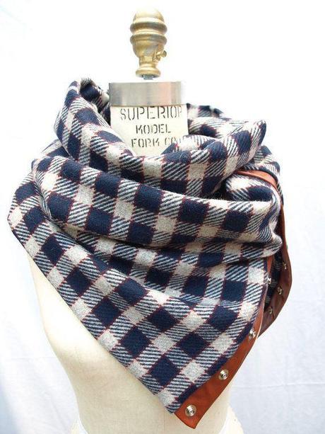 In plaid I believe… I LOVE it!
