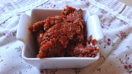 PESTO DI POMODORI SECCHI