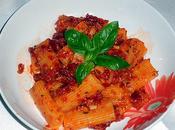 Rigatoni pesto pomodori secchi