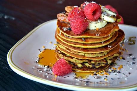 La colazione dei campioni: golosi pancake senza farina!