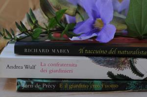 Libri_giardinggio_ponte_grazie 2