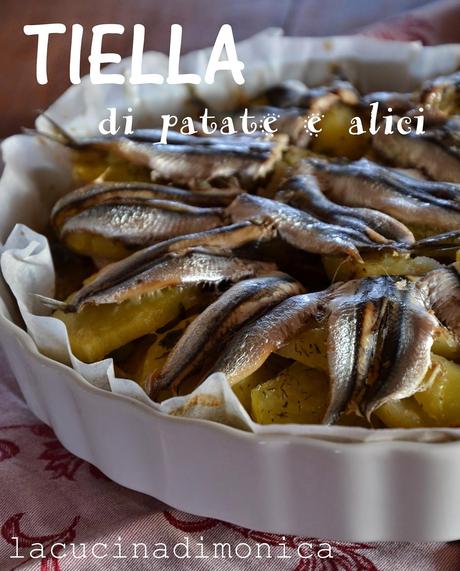 TIELLA DI PATATE E ALICI