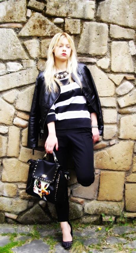 Outfit con chiodo in pelle  Teresa Morone theFashiondiet Campania fashion bloggers petite fashion bloggers