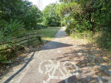 Ma quale sindaco ciclista!? Le ciclabili sono luoghi semplicemente horror, anche complicati da raccontare per come sono ridotti. Ecco tante foto da Montesacro