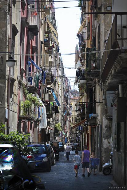 quartieri spagnoli napoli