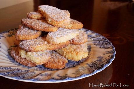 Biscotti di Semolino, amarsi un po' (arte compresa)....