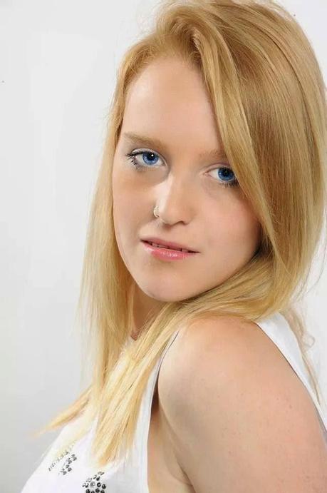 Model of the week-Debora Canzan!