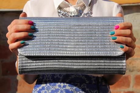 Gray clutch