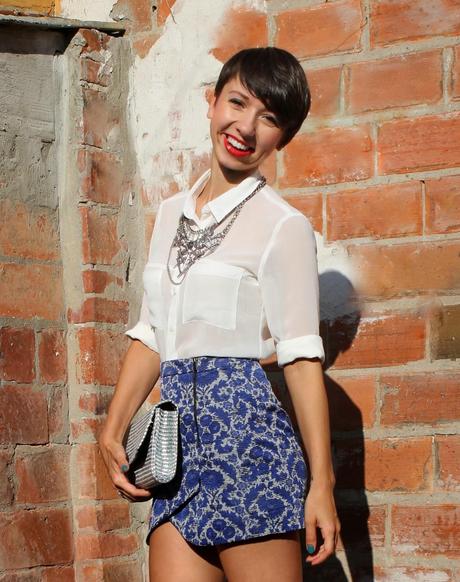 Blue skirt and red lips