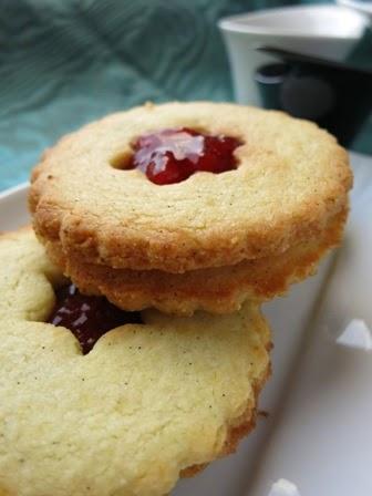 Fiorellini alla marmellata di fragole