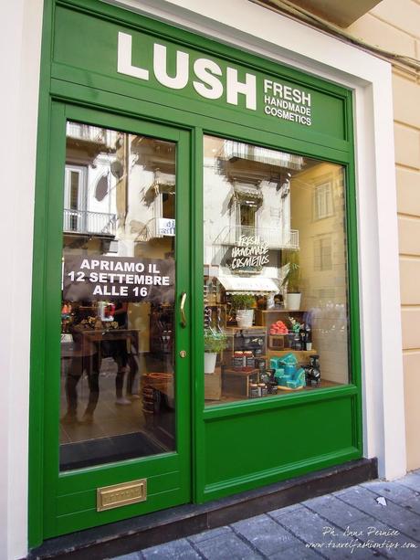 New opening Lush a Napoli