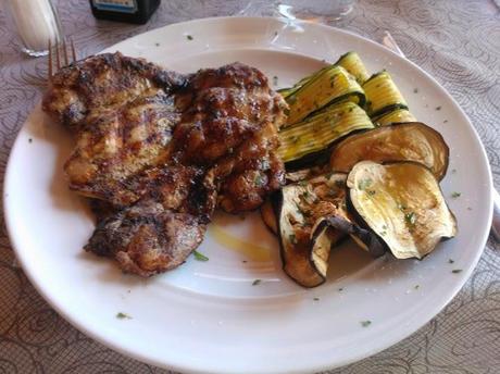 Le promesse matrimoniali di Fede e Squalo presso La Cascina