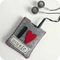 31-cafe-creativo - big shot - ipod case felt