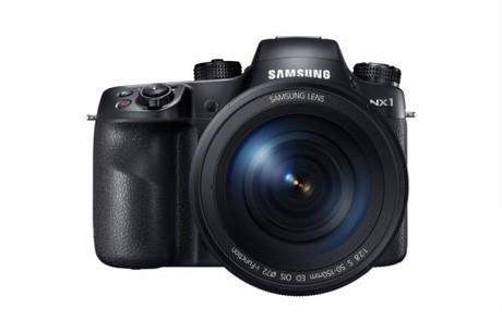 Samsung NX1 con lente 50-150MM_frontale