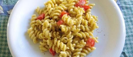 fusilli con pesto di cannellini e origano