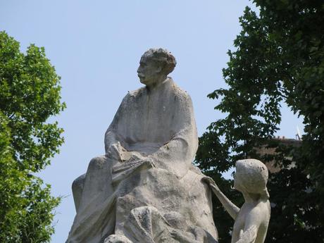 Parigi - Place du Général Catroux  ovvero la piazza dei tre Dumas