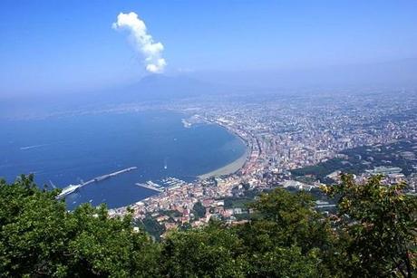 Napoli vista da Sorrento