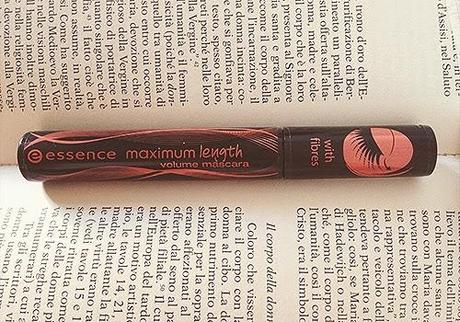 Essence Maximum Lenght Volume Mascara