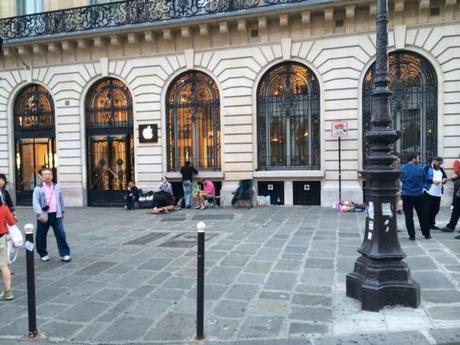 iPhone 6: iniziano le file fuori agli Apple Store file-d-attente-apple-store-0