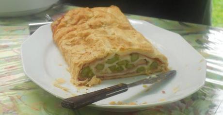 Strudel di aparagi e mandorle