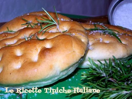 Focaccia alta! Mi piace moltissimo la focaccia...quella a...