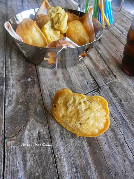 Madeleine di Parmigiano, Olive e Erbe Aromatiche