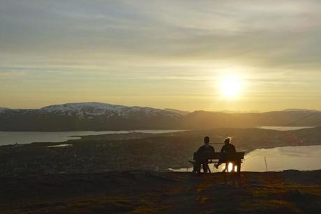 Sole di mezzanotte a Tromso, Norvegia 